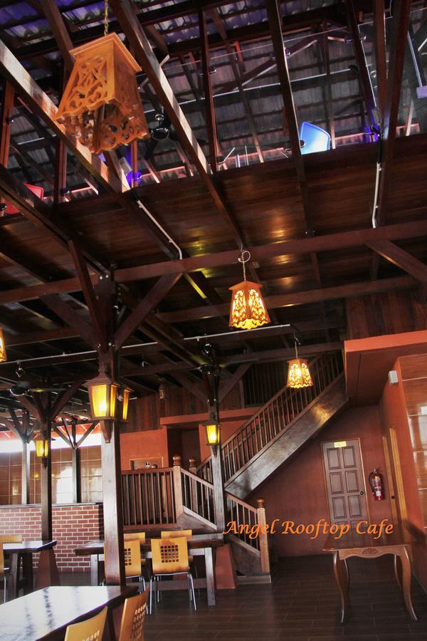 Angel Resthouse Hotel クアラ・トレンガヌ エクステリア 写真